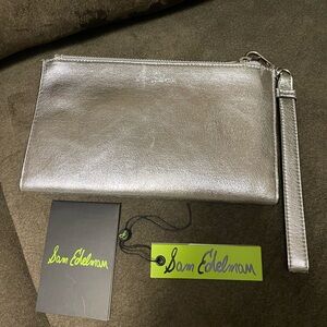 New Sam Edelman Silver Leather Wristlet 🔥